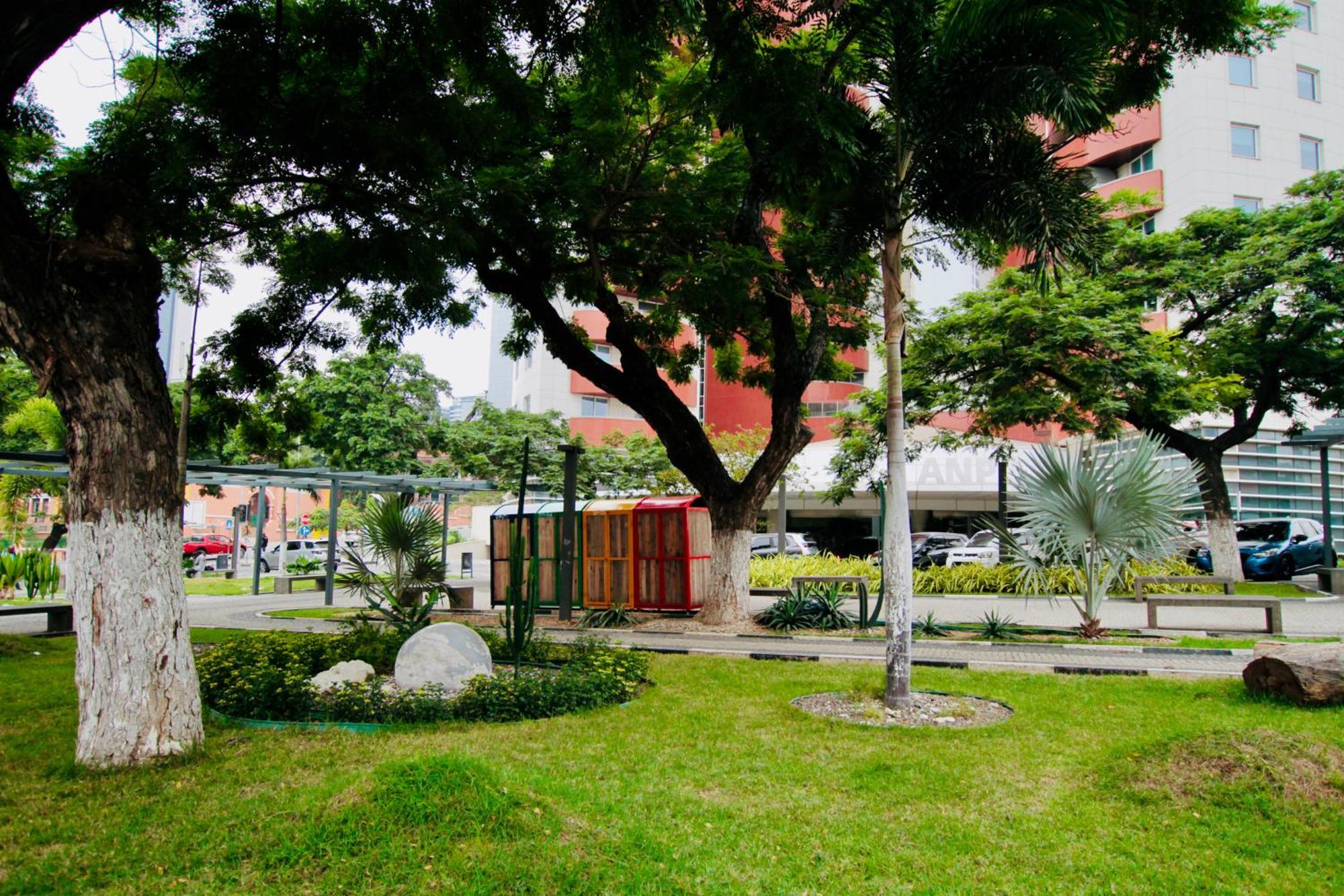 Josden Residences Central Luanda Extérieur photo