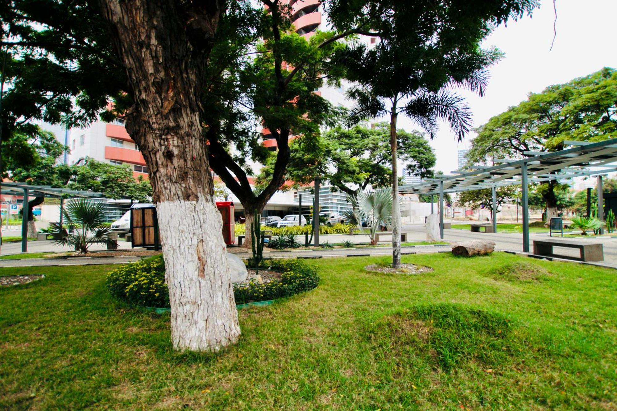 Josden Residences Central Luanda Extérieur photo